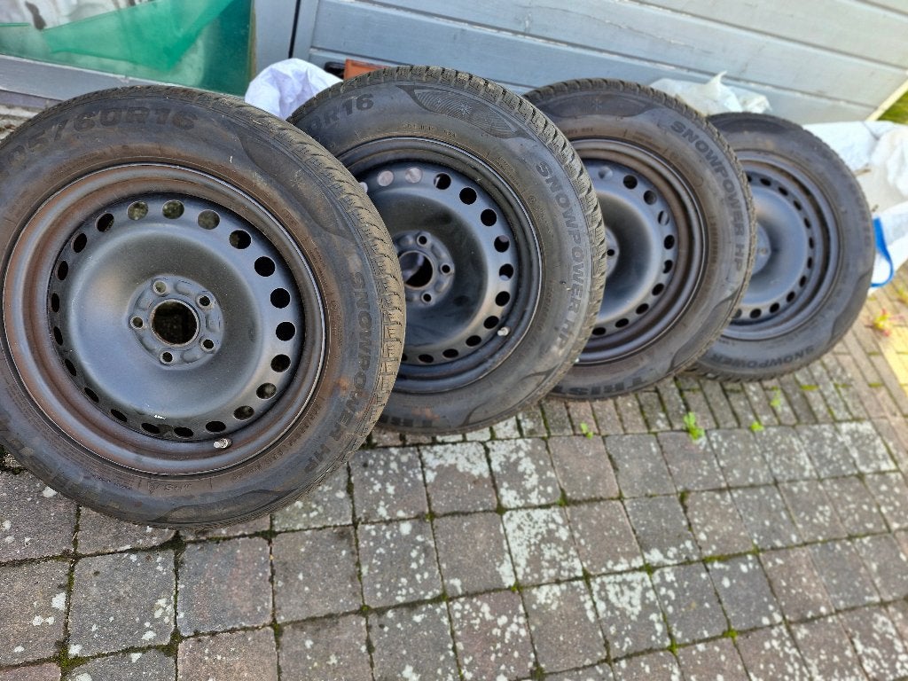 Banden met stalen velg, Ophalen, Gebruikt, Ford