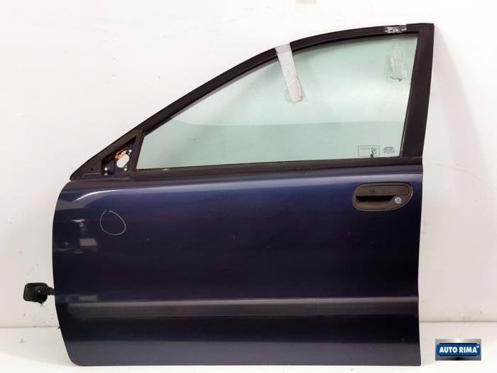 Portière 4portes avant gauche d'un Volvo V40 (343), -, 3 mois de garantie, Porte, -