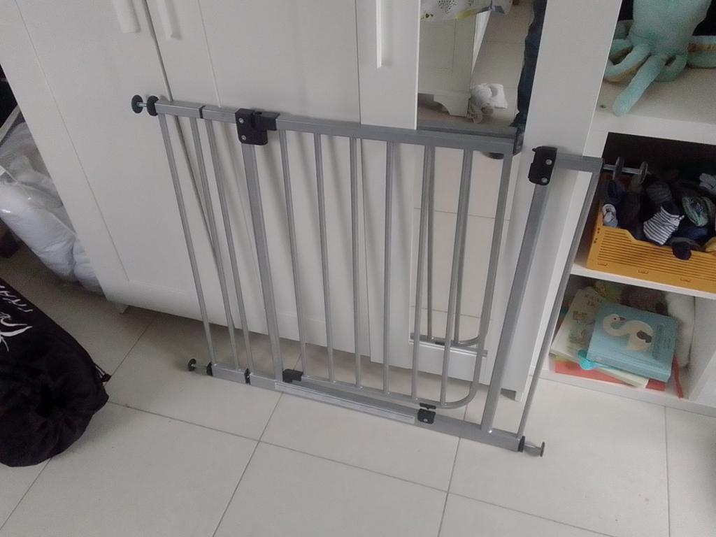 Traphekje voor kinderen, Kinderen en Baby's, Traphekjes, Ophalen, Zo goed als nieuw, Metaal of IJzer, Schroefhekje