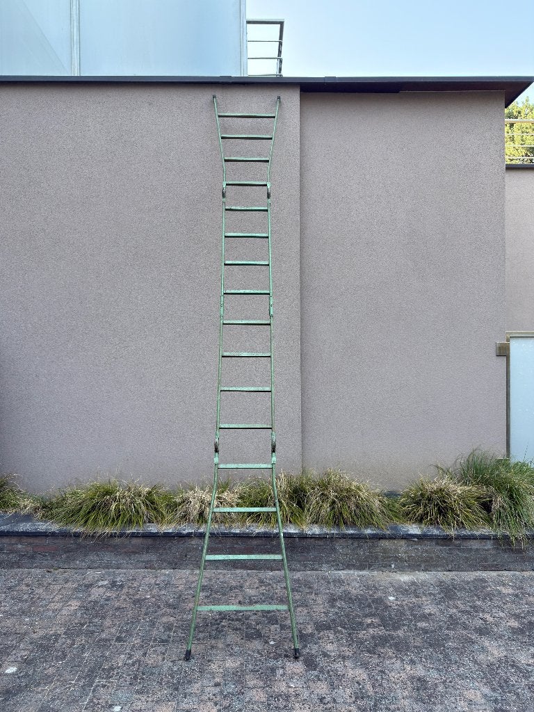 Echelle pliable métallique, Enlèvement, Utilisé