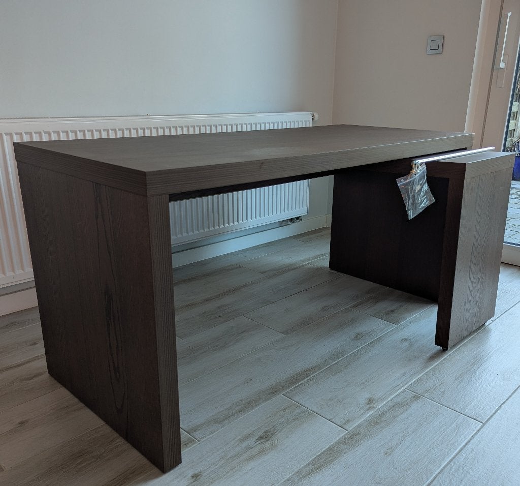 IKEA MALM uittrekbaar / bruin, Huis en Inrichting, Ophalen, Bruin, Zo goed als nieuw, IKEA
