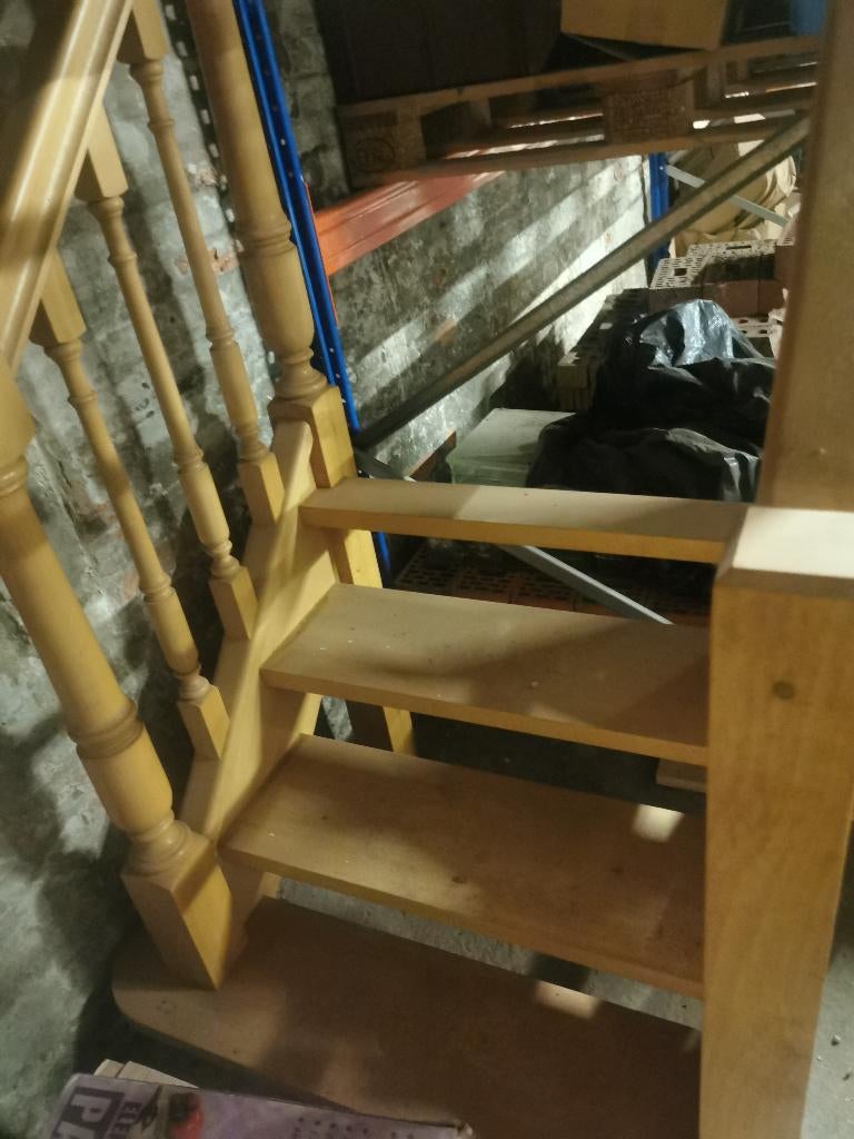 Trappen, Doe-het-zelf en Bouw, Ladders en Trappen, Ophalen, Zo goed als nieuw, Trap