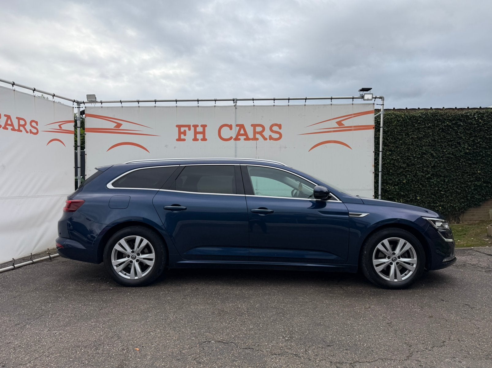 Renault Talisman 1.6 TCe *BENZINE*AUTOMATIC*FULL OPTION*PANO, Auto's, 1618 cc, 4 cilinders, https://public.car-pass.be/vhr/80eb085e-997a-4d99-9e0e-3d5cbbba9c1e