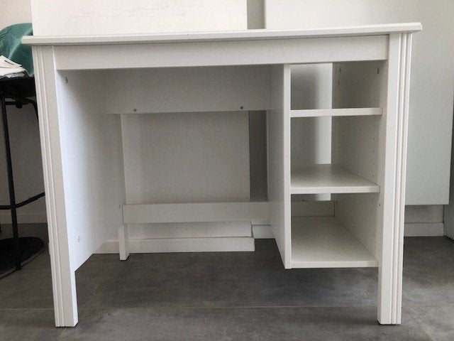 2 witte (schmink)tafeltjes of bureautjes, Huis en Inrichting, Bureaus, Ophalen, 90 cm, Gebruikt, Hout