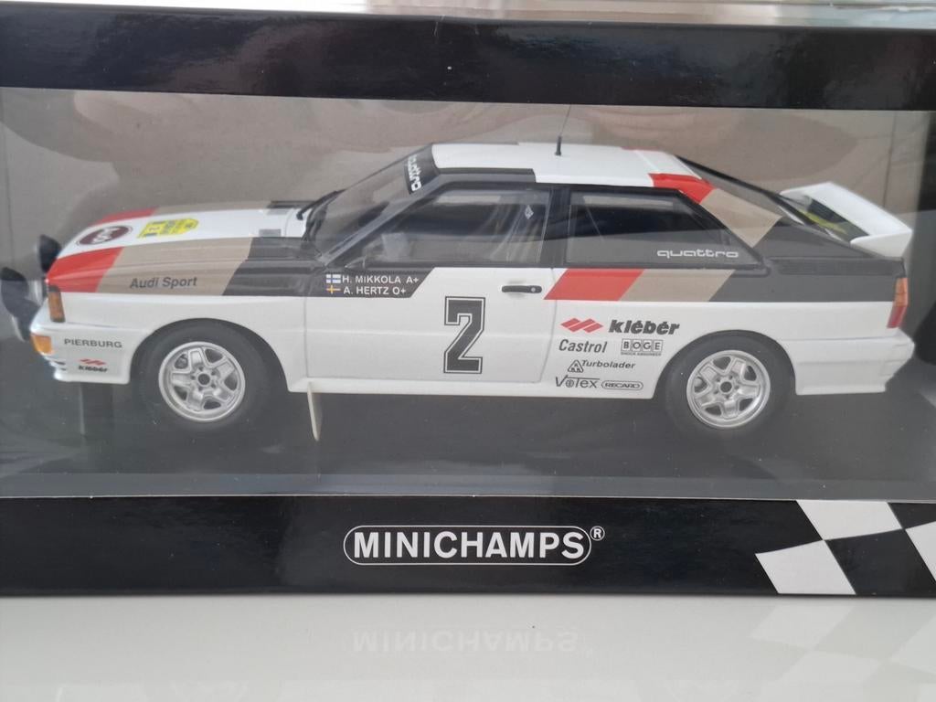 Minichamps Audi Quatro, Hobby & Loisirs créatifs, Enlèvement ou Envoi, Comme neuf, Voiture, MiniChamps