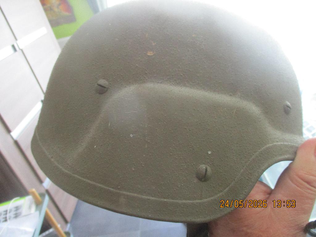 casque militaire, Collections, Enlèvement
