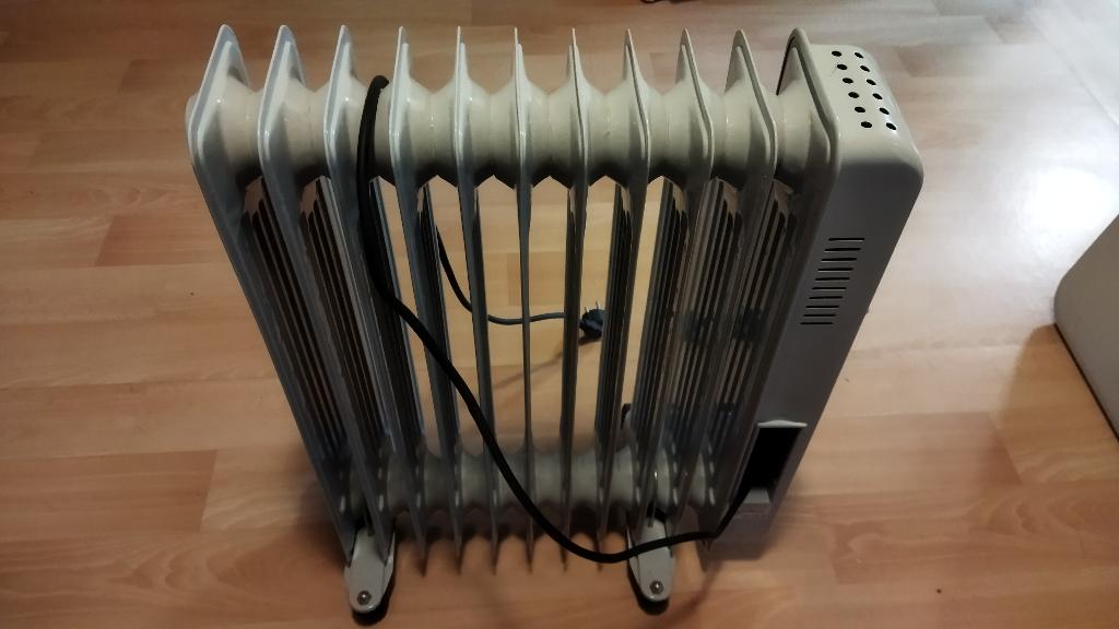 radiateur à bain d'huile, Ophalen, 30 tot 80 cm, Radiator, Zo goed als nieuw