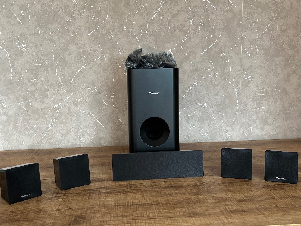 Pioneer 5.1 Luidsprekerset + ophangbeugels, Enlèvement, Compatible son surround/home cinéma, Kit home cinéma, 150 watts ou plus