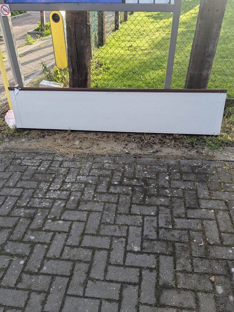 Isolatie panelen van sectionaalpoorten, Doe-het-zelf en Bouw, Ophalen