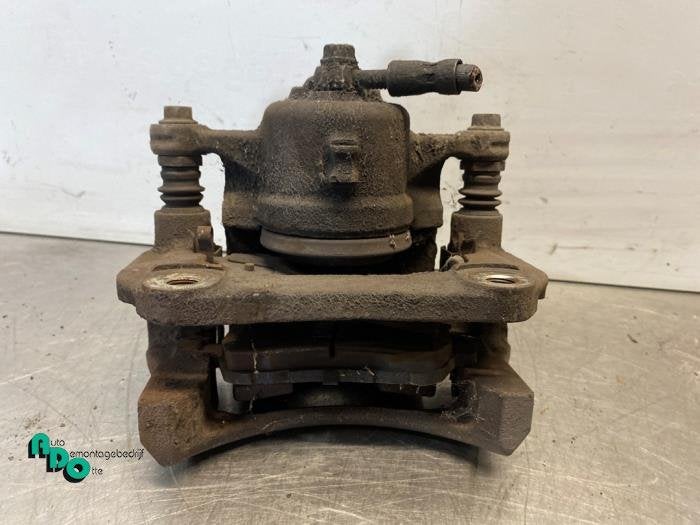 Etrier de frein (pince) avant droit d'un Ford Fiesta (Fiesta, -, 3 mois de garantie, -, -