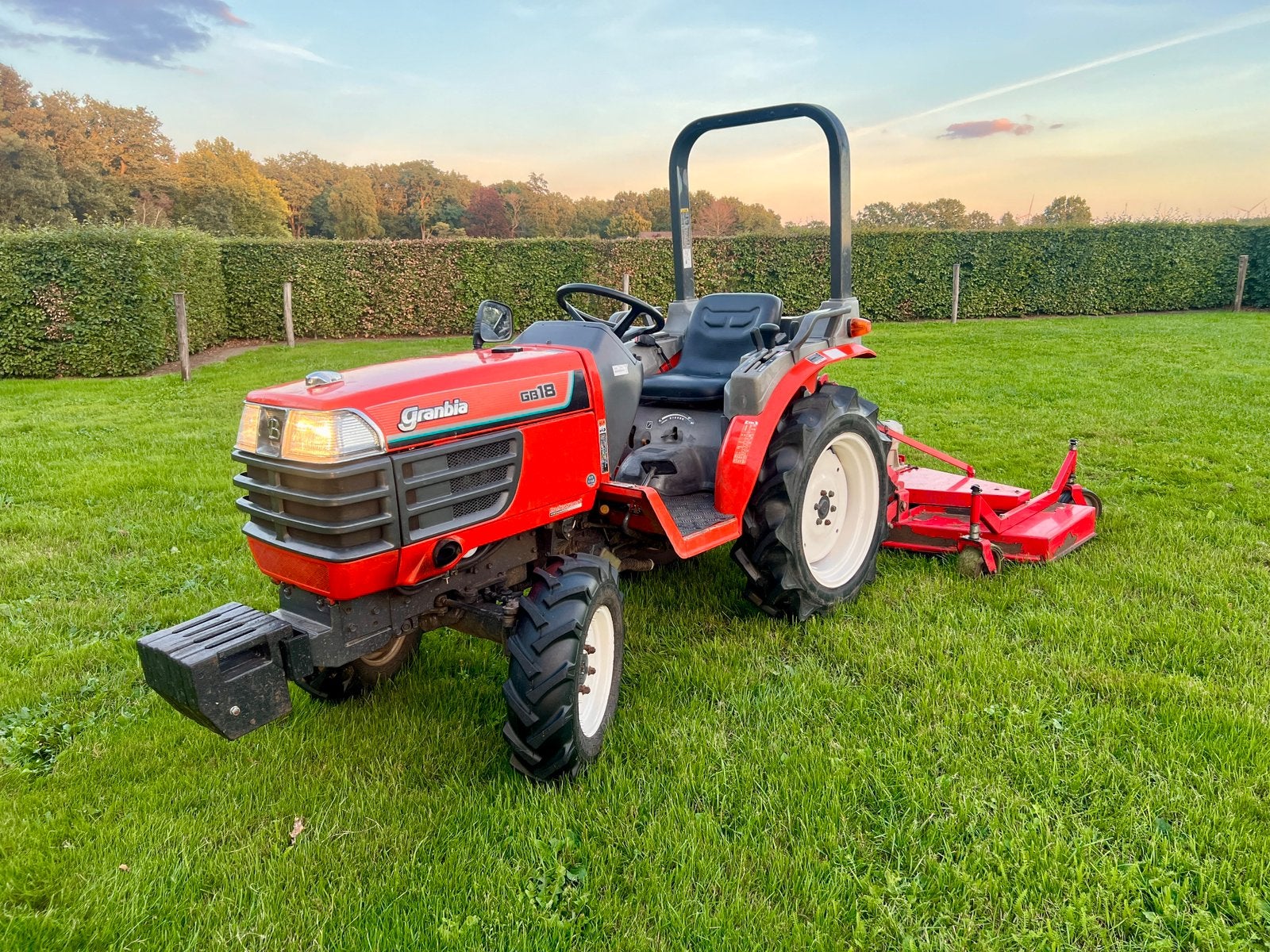 Trekker Kubota GB18 + maaier 1.80m, Tuin en Terras, Cirkelmaaier, Ophalen of Verzenden