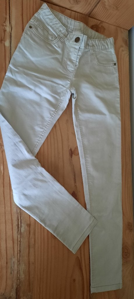 Mooi broekje C&A maat 140, Kinderen en Baby's, Broek, C&A, Meisje, Ophalen of Verzenden
