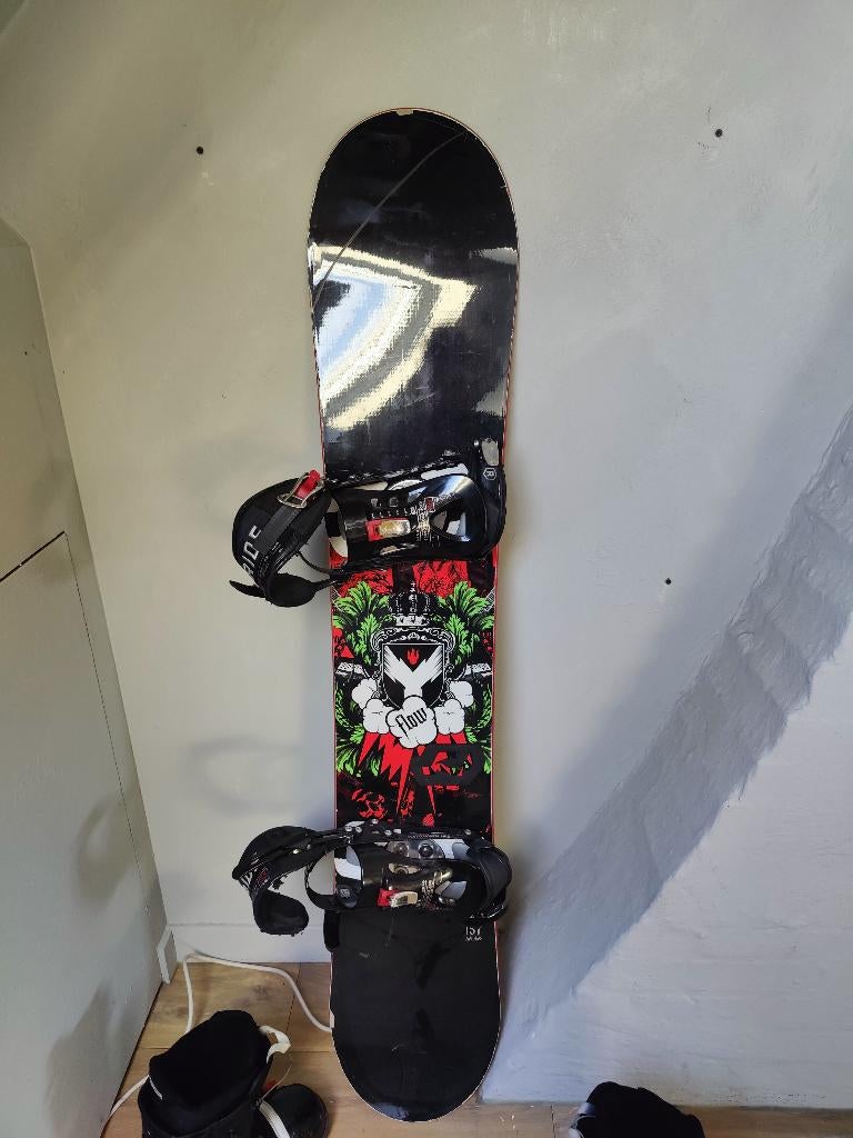 Flow 157cm Snowboard, Sport en Fitness, Ophalen, Gebruikt, Board