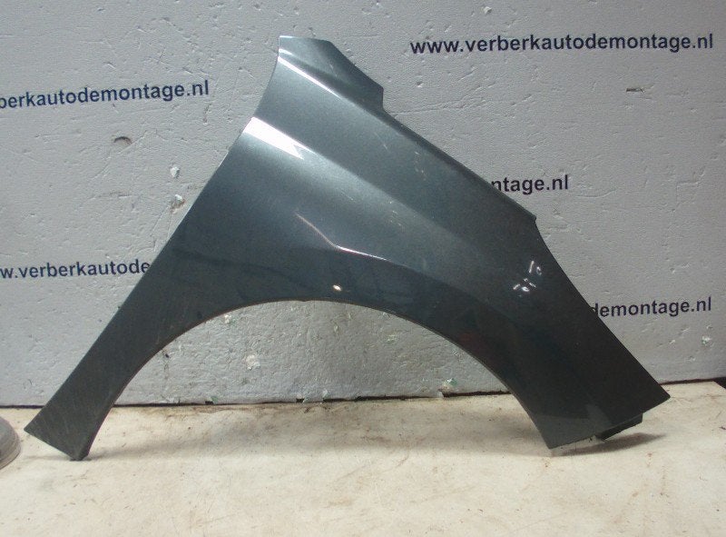 AILE AVANT DROITE Peugeot 207 SW (WE / WU) (01-2007/12-2013), Autos : Pièces & Accessoires, Kontakt-peugeot@peugeot.com, Garde-boue