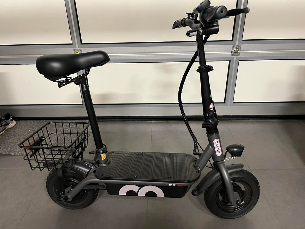 Iscooter f3, Fietsen en Brommers, Steps, Ophalen, Zo goed als nieuw