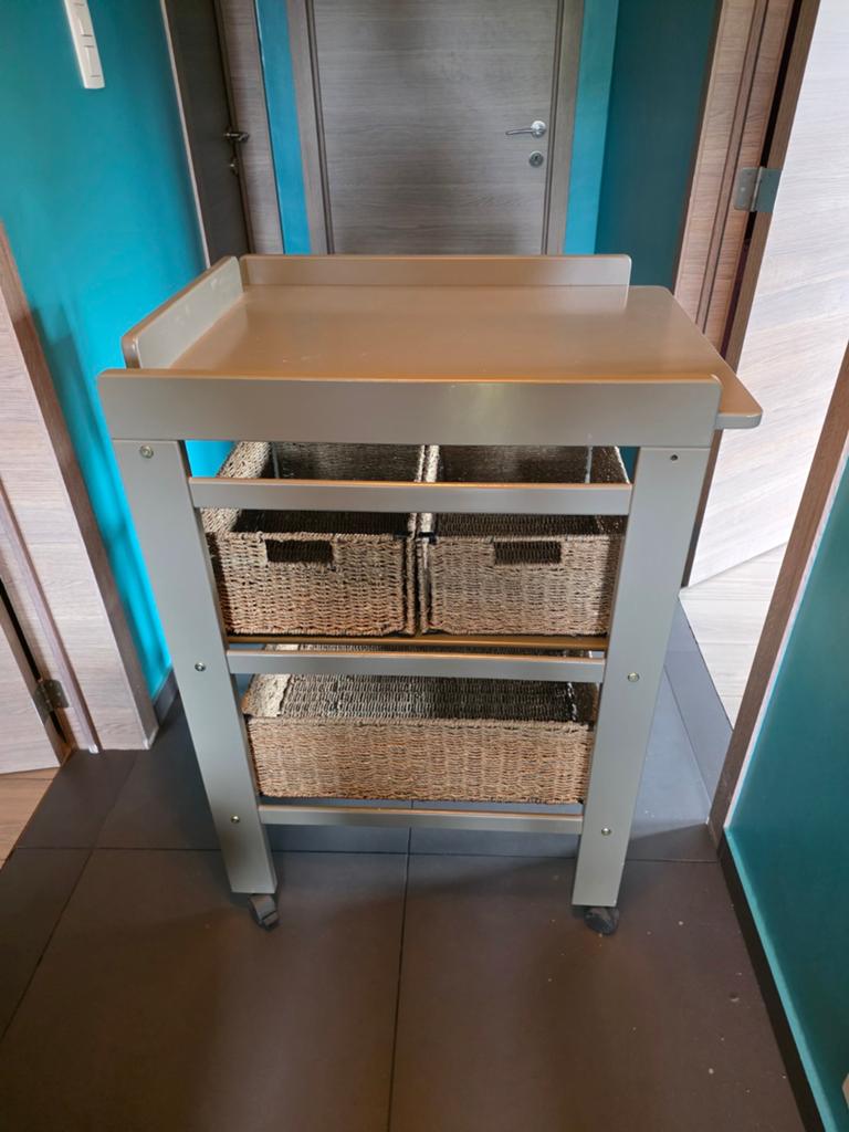 Stevig verzorgingstafel voor baby's, Kinderen en Baby's, Badjes en Verzorging, Ophalen