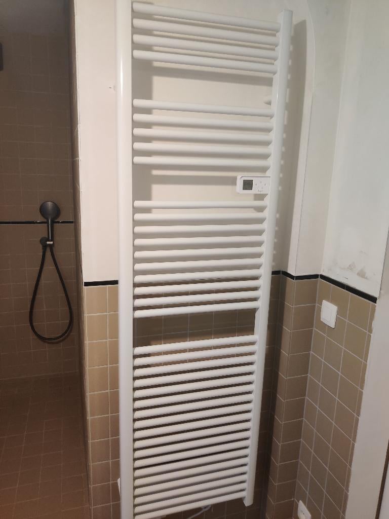 Handdoekradiator, Doe-het-zelf en Bouw, Verwarming en Radiatoren, Ophalen, Gebruikt, Radiator, Minder dan 60 cm