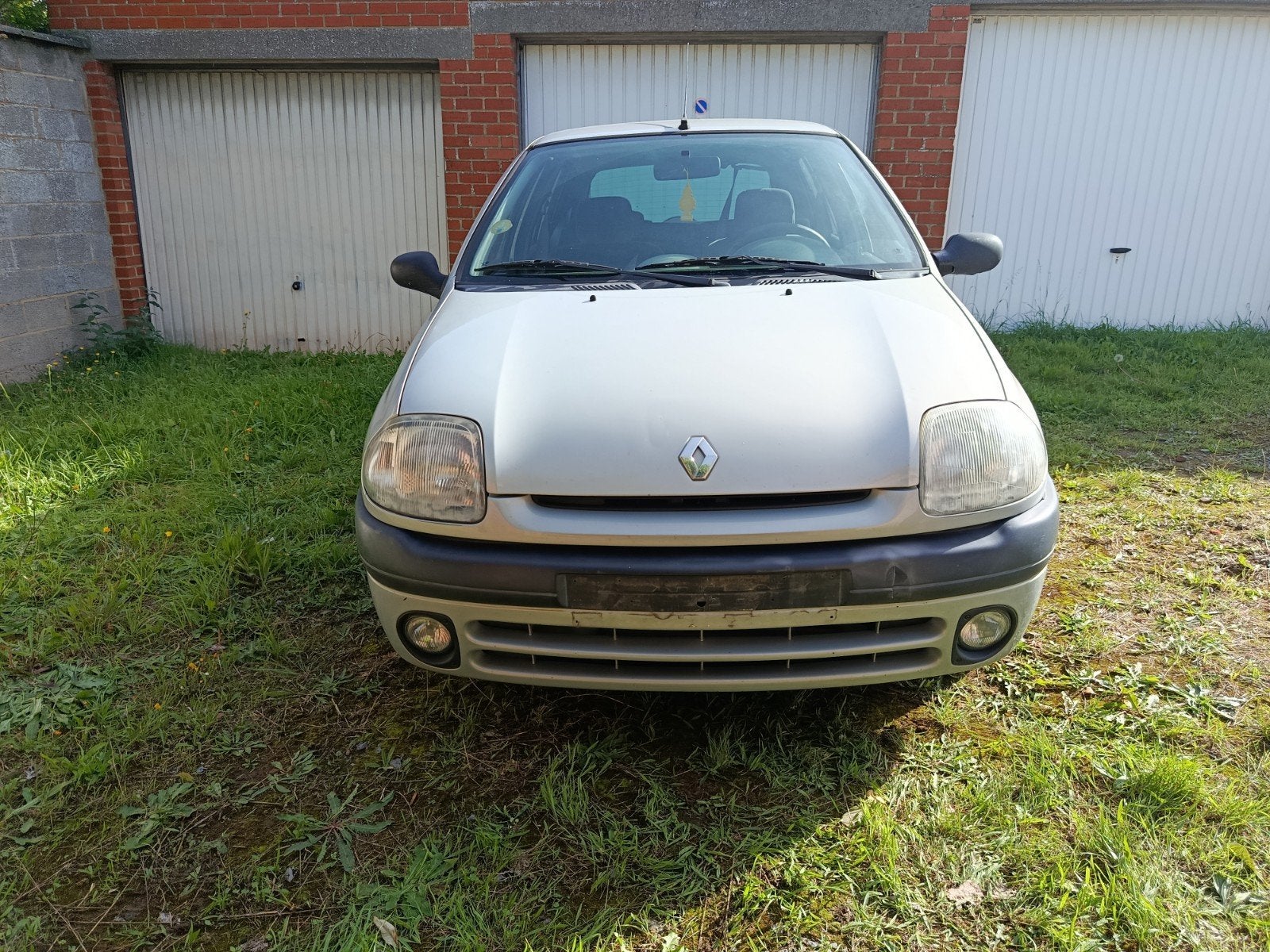 Renault Clio 1.2 essence 165.000km avec demande d'immatricul, Autos, Achat, Entreprise, 5 portes, Essence