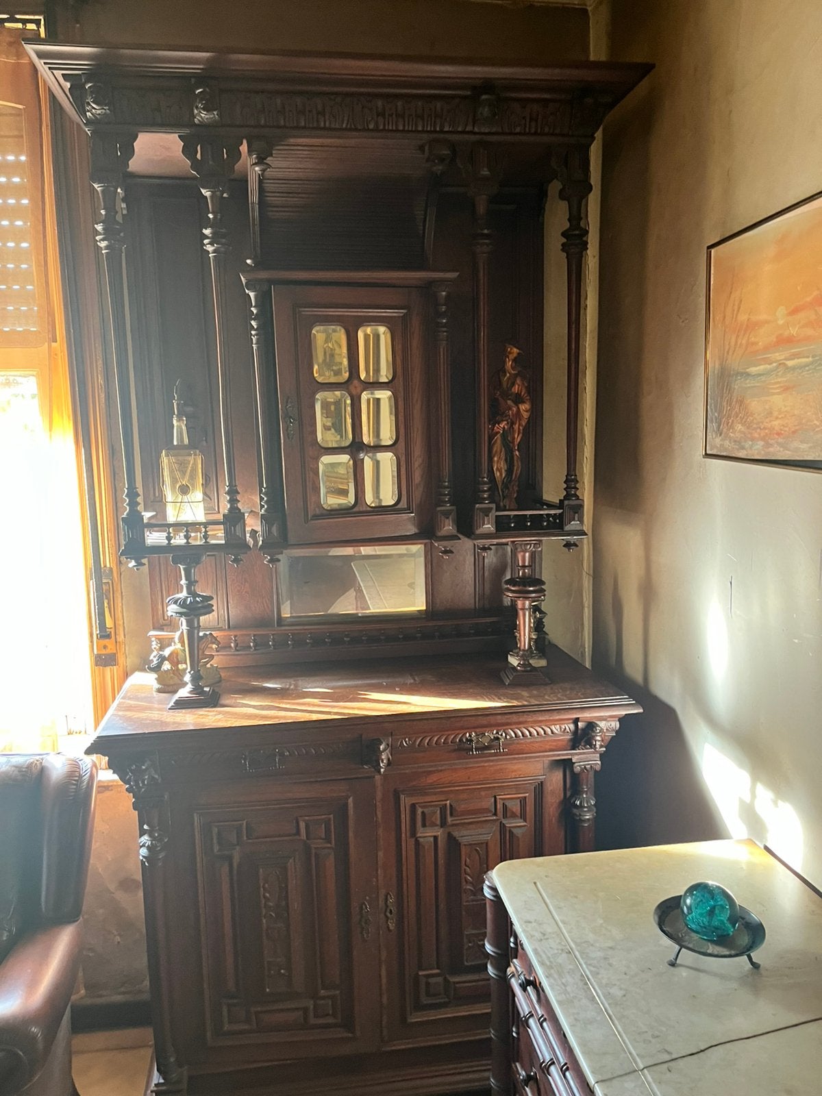 Lot Antieke Mechelse kasten ,4st tafel 4stoelen, Enlèvement