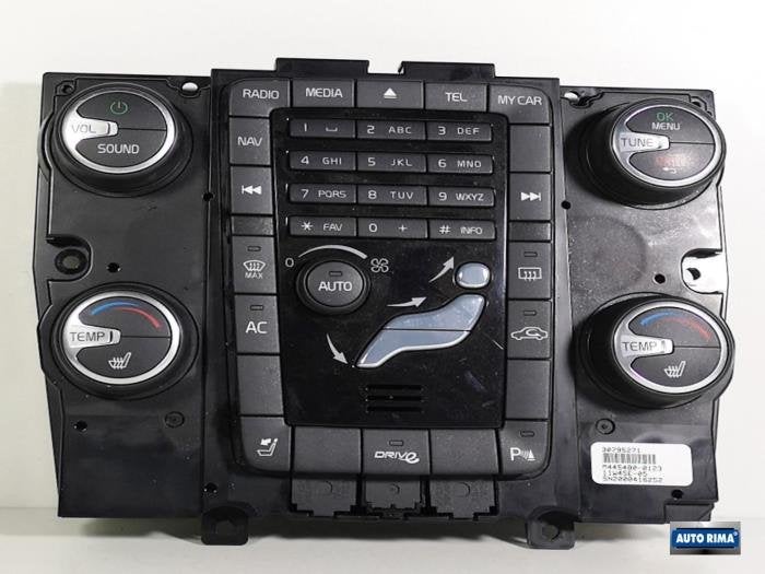 Kachel Bedieningspaneel van een Volvo V60, Gebruikt, -, -, Ophalen of Verzenden