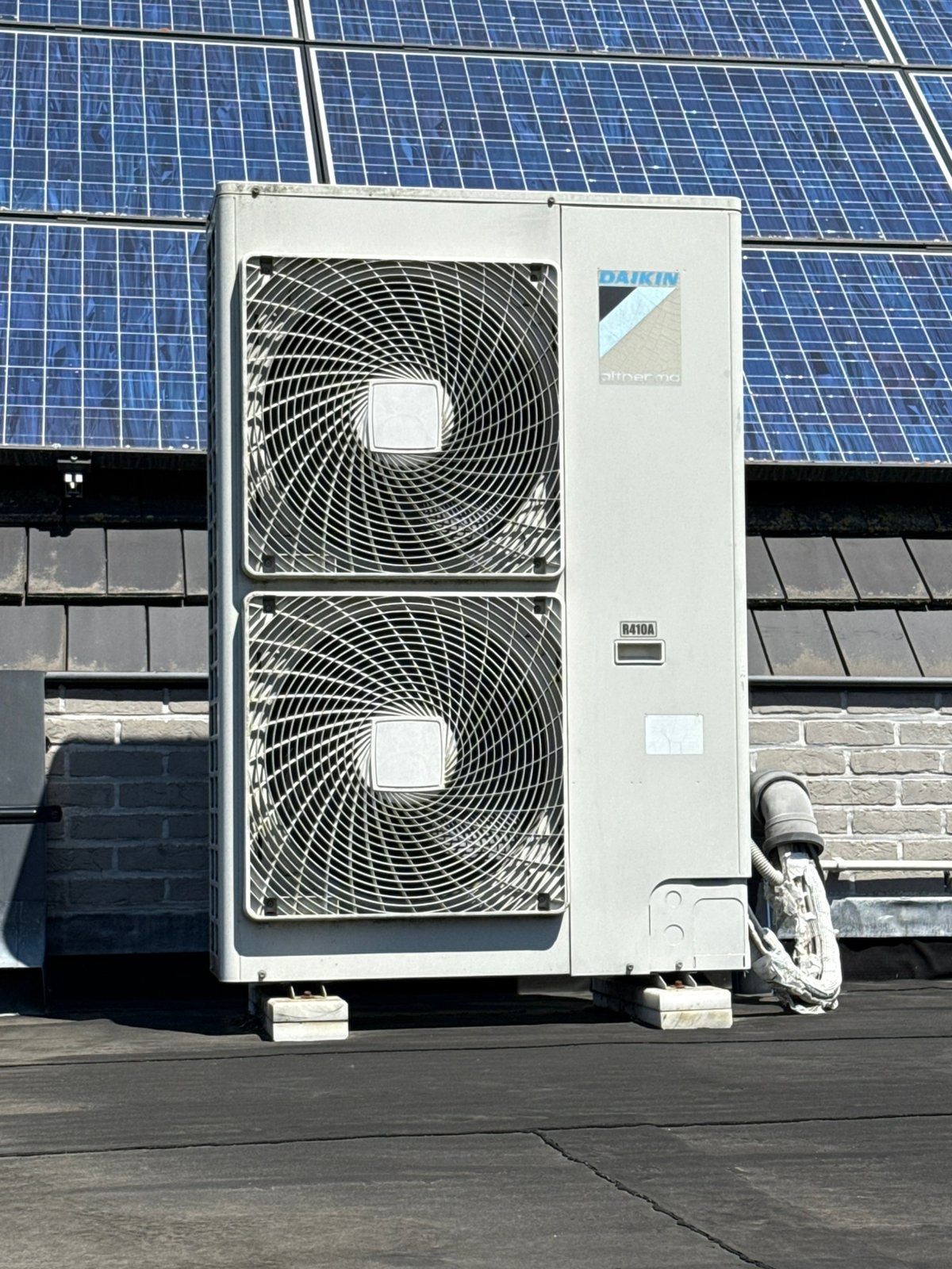 DAIKIN Warmtepomp Altherma, Doe-het-zelf en Bouw, Verwarming en Radiatoren, Gebruikt, Overige typen, 800 watt of meer, Hoog rendement (Hr)
