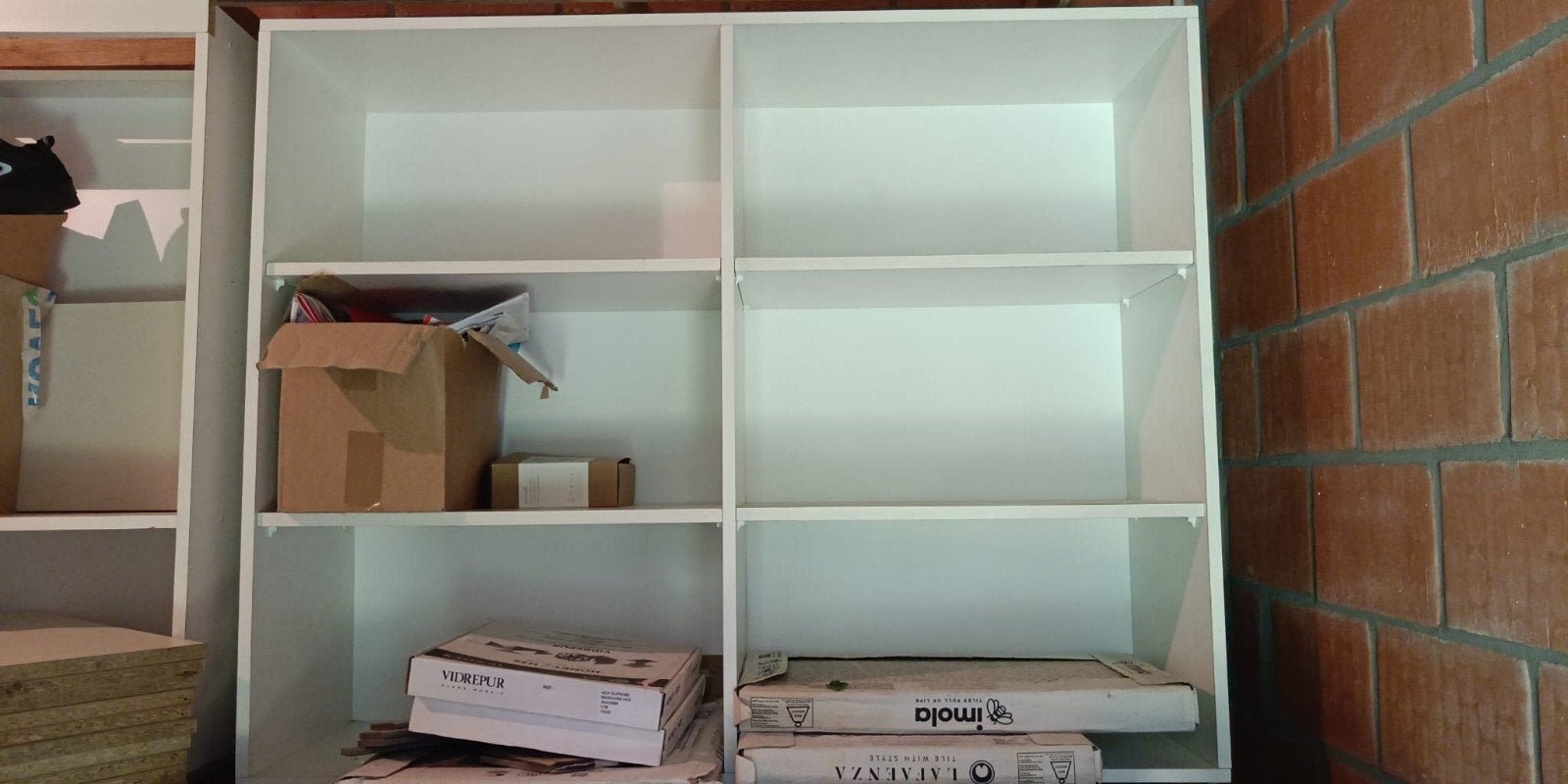 Livraison gratuite : grande armoire murale/bibliothèque blan, 25 à 50 cm, 200 cm ou plus, Avec tablette(s), Enlèvement