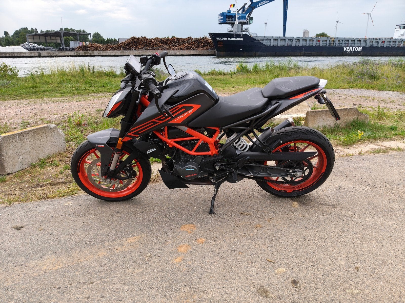 KTM Duke 125 2023 (4666 km perf staat 1 jaar ktm garantie), Particulier