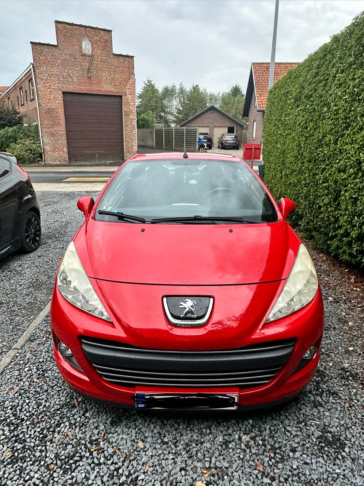 Voiture à vendre peugeot 207cc, Autos, Peugeot, Rouge, Euro 5, Cabriolet, Noir