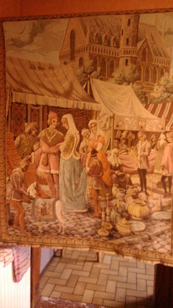tapis murale assez ancienne, Antiquités & Art, Enlèvement