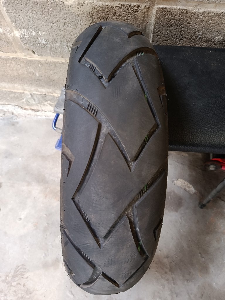 Pneus moto Mitas, Enlèvement, Utilisé