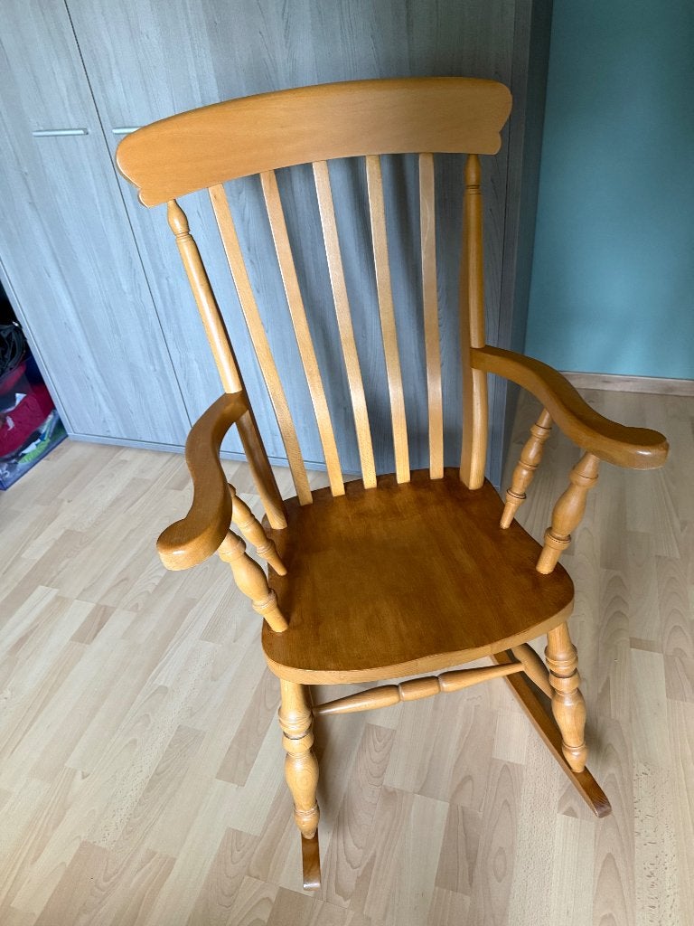 Fauteuil à bascule en bois/classique/vintage en bon état, Autres couleurs, Comme neuf, Enlèvement, Landelijk-vintage