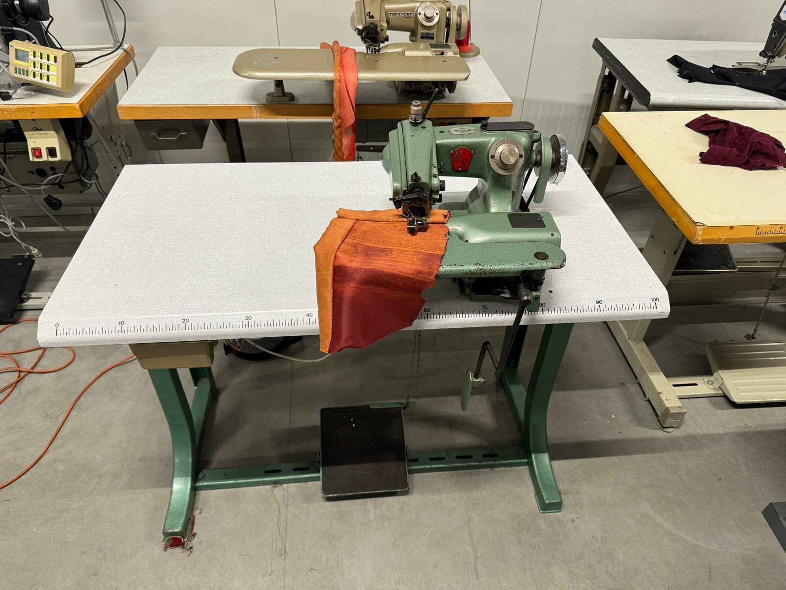 Industriele blindzoom naaimachine US 99-KS, Autres marques, Enlèvement ou Envoi, Machine à coudre, Industrie
