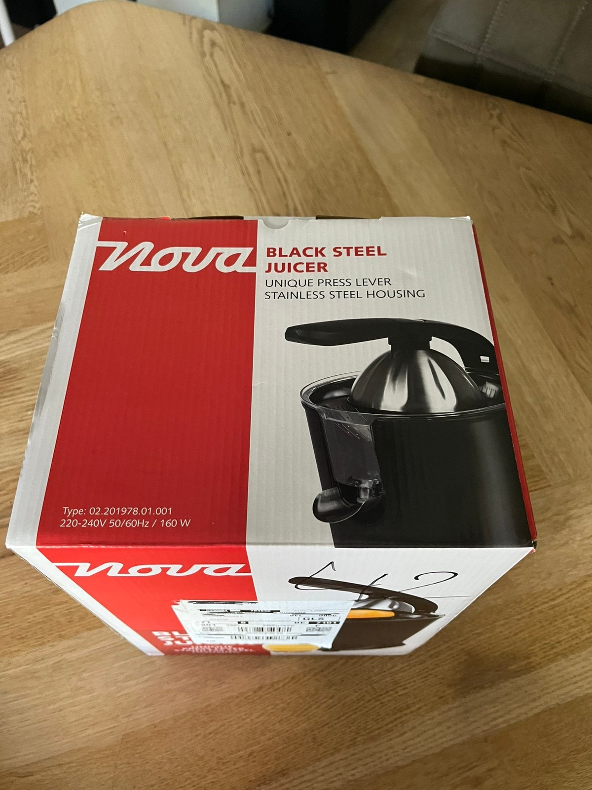 Nova black steel juicer, Elektronische apparatuur, Juicers, Ophalen, Nieuw