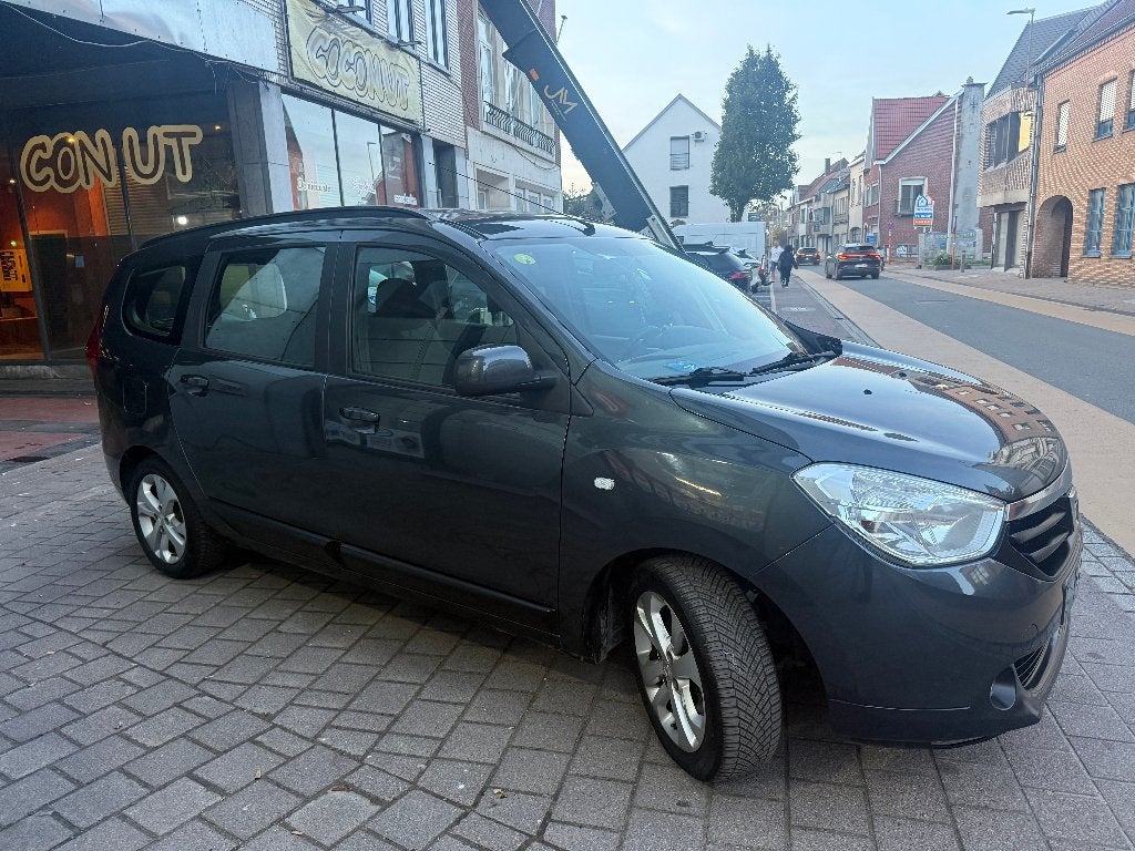 Dacia Lodgy 1.5 dCi 107 ch 5 places 1ère main Climatisation., Autos, Achat, Entreprise, 5 portes, Lodgy