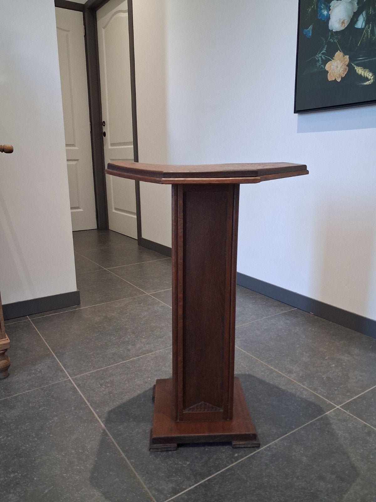 eiken tafeltje. bloemen tafeltje., Huis en Inrichting, Ophalen