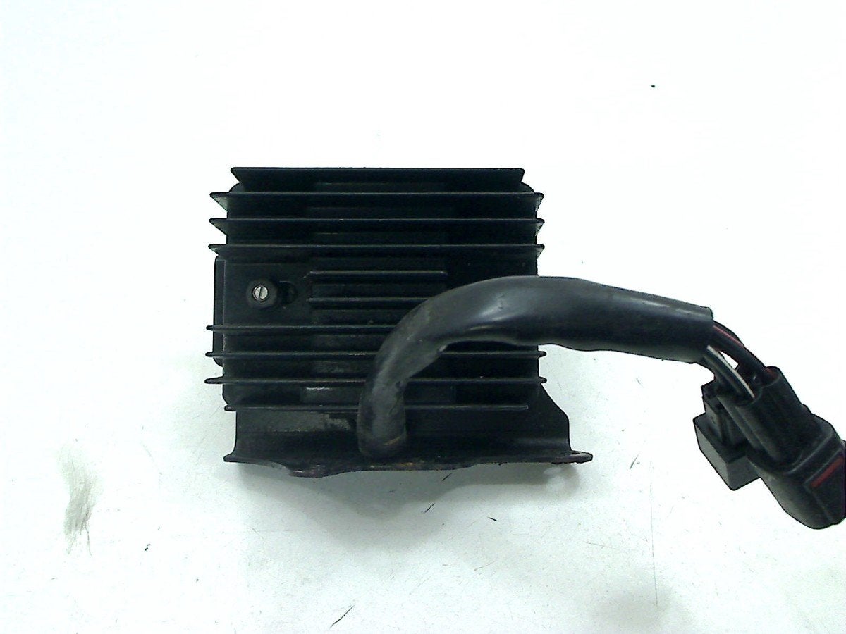 REGULATEUR DE TENSION GSX 650 F 2008-2012 (GSX650F CJ1), Suzuki Deutschland GmbH, Utilisé, Kontakt@suzuki.de, Suzuki-Allee 7
64625  Bensheim, DE