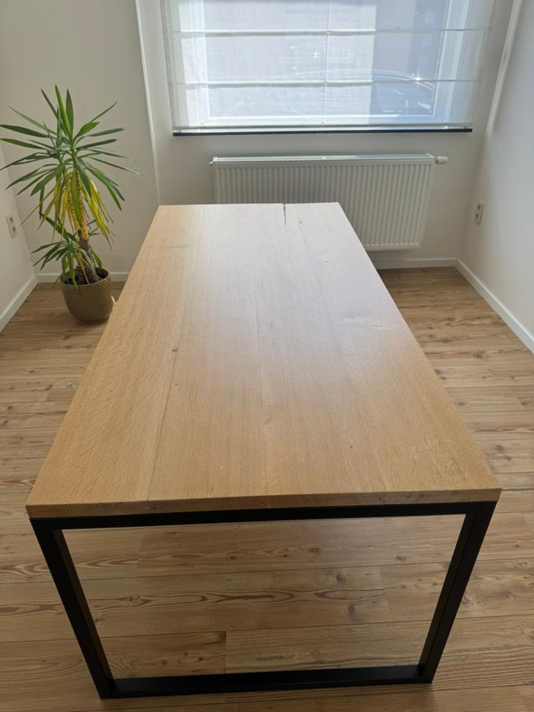 Exclusief masief houten eettafel, Ophalen