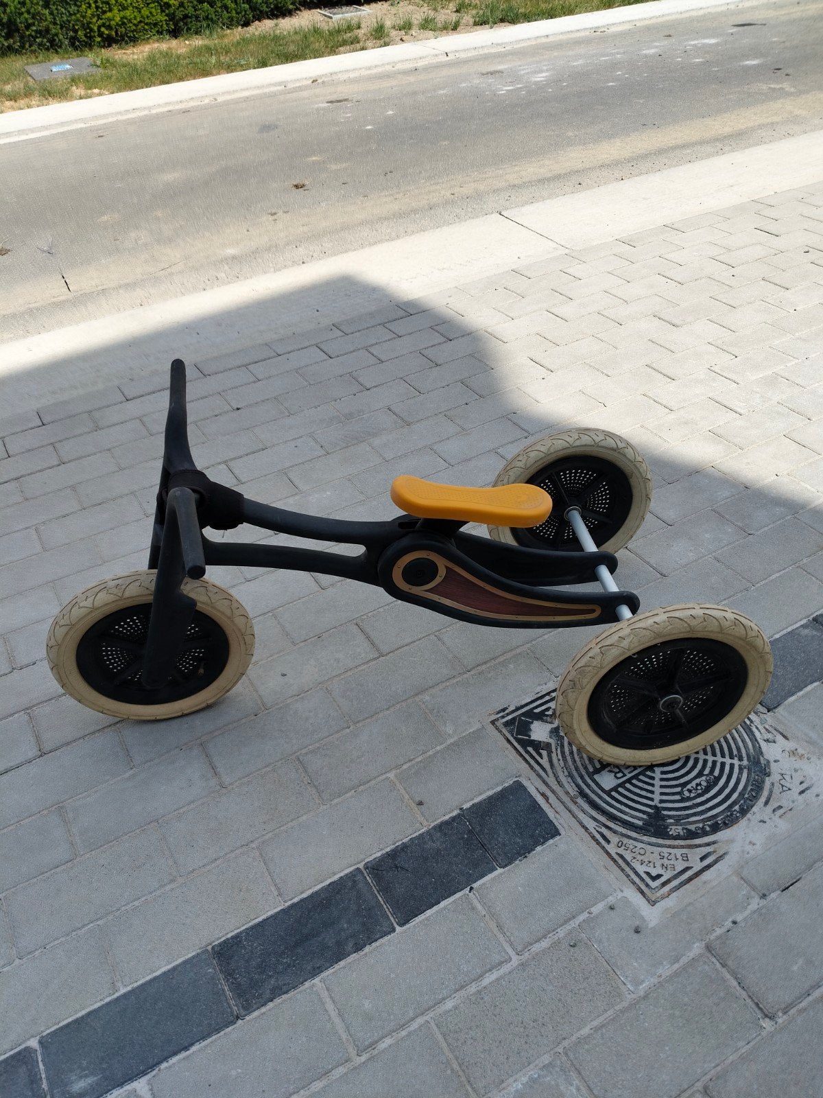 Wishbone Bike 3-in-1 Recycled Edition - Meegroeiloopfiets (1, Ophalen, Zo goed als nieuw, Overige merken