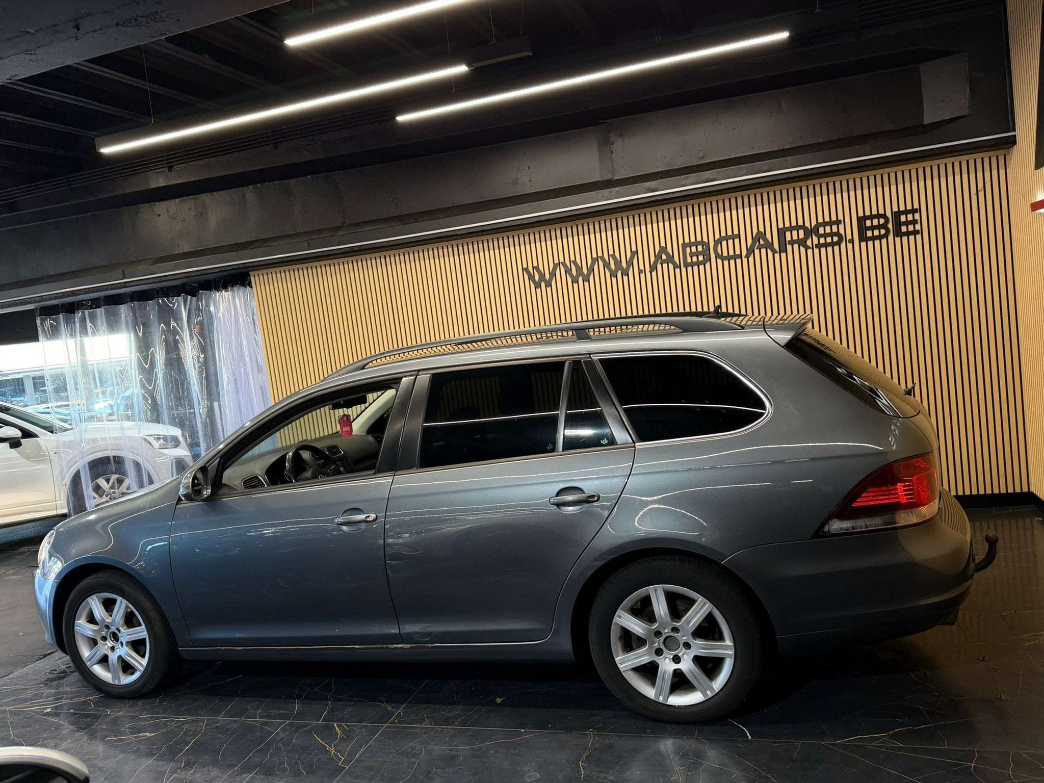 Volkswagen Golf SW 1.6 CR TDi Highline * TOIT PANO - OUVRANT, Autos, Commande vocale, Achat, 105 ch, Entreprise