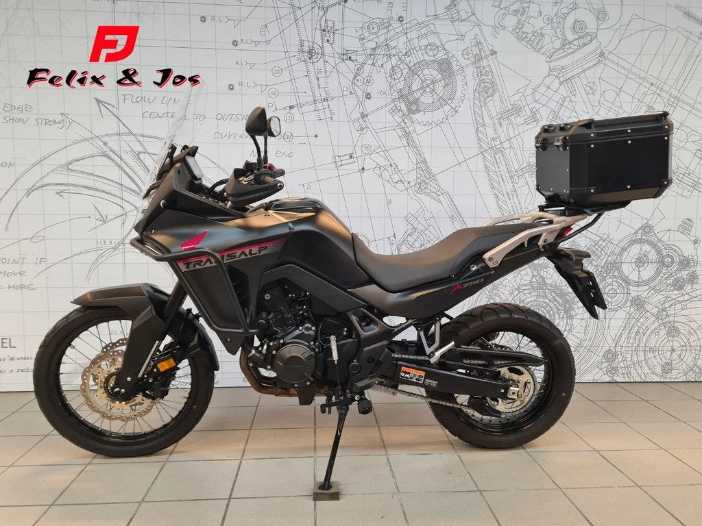 Honda XL750 Transalp (bj 2024), Motoren, Motoren | Honda, 750 cc, Bedrijf, Meer dan 35 kW, Overig