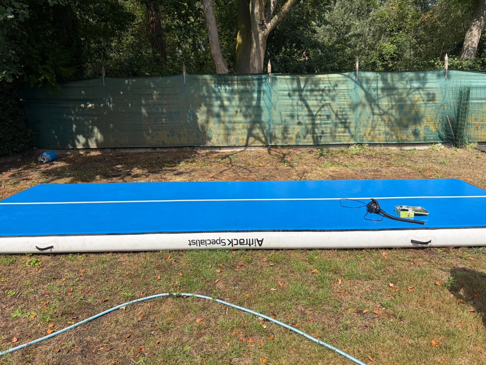 Professionele air track, Sport en Fitness, Turnen, Ophalen, Gebruikt, Groter dan maat 42, Blauw