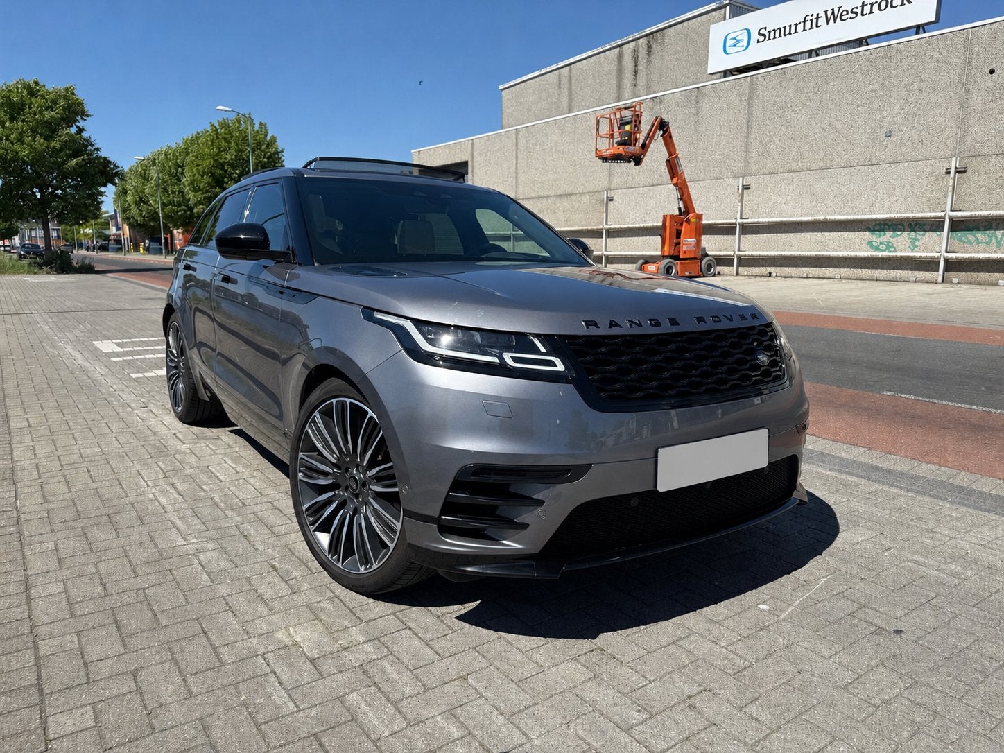 RANGE ROVER VELAR 3.0 D300 HSE R-DYNAMIC BOM VOL!, Autos, Land Rover, Cuir, Argent ou Gris, Achat, 5 portes