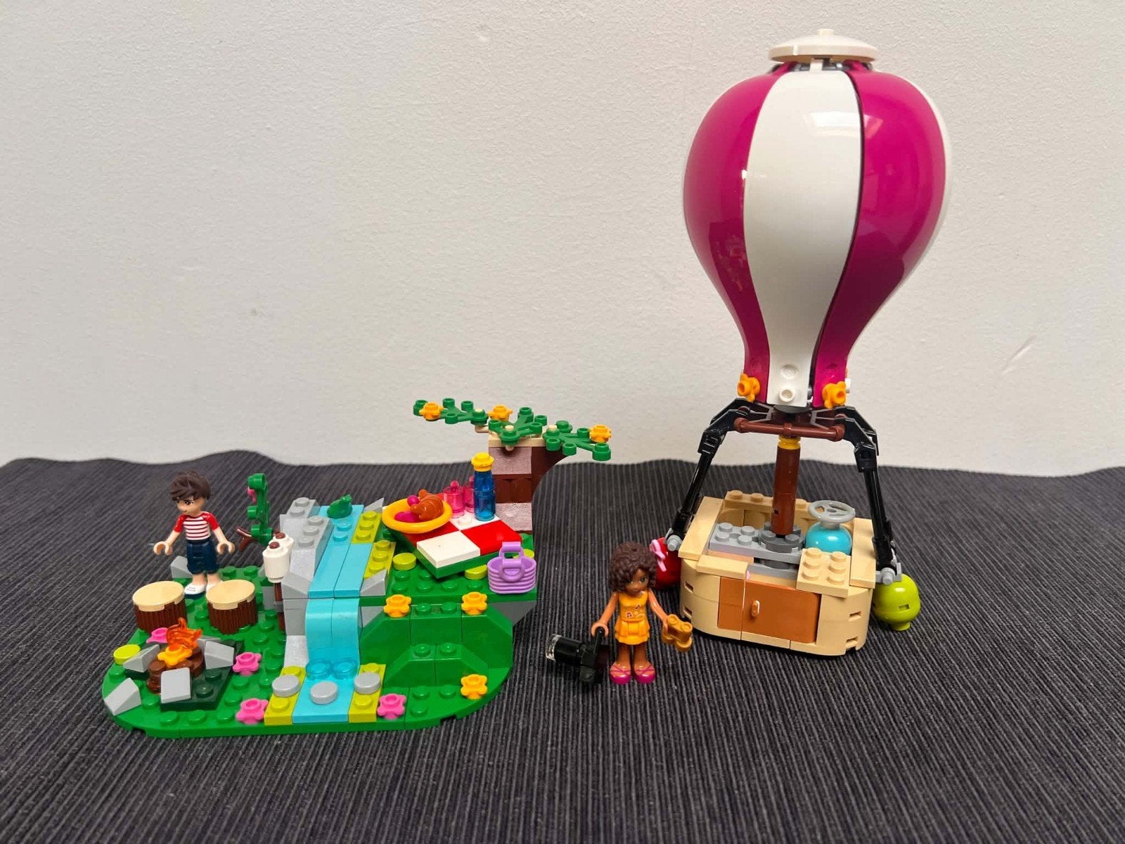 lego 41094, Heartlake luchtballon

Complete set,, Lego, Friends, Ophalen of Verzenden, Zo goed als nieuw