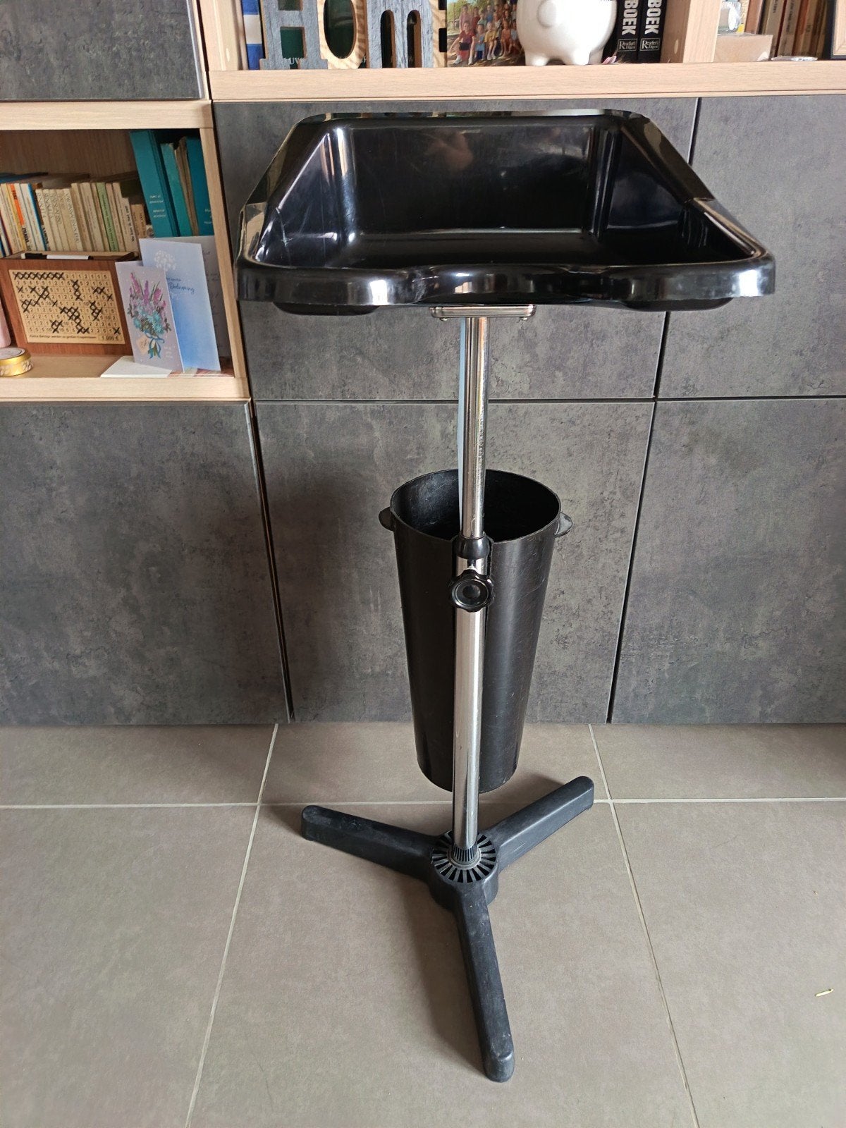 Mobiele wasbak, zwart., Ophalen