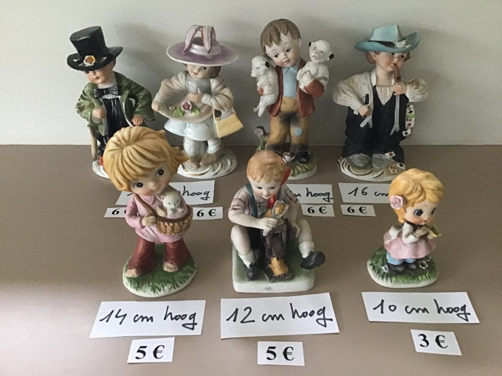 20 figurines en porcelaine à prix avantageux, Enlèvement ou Envoi