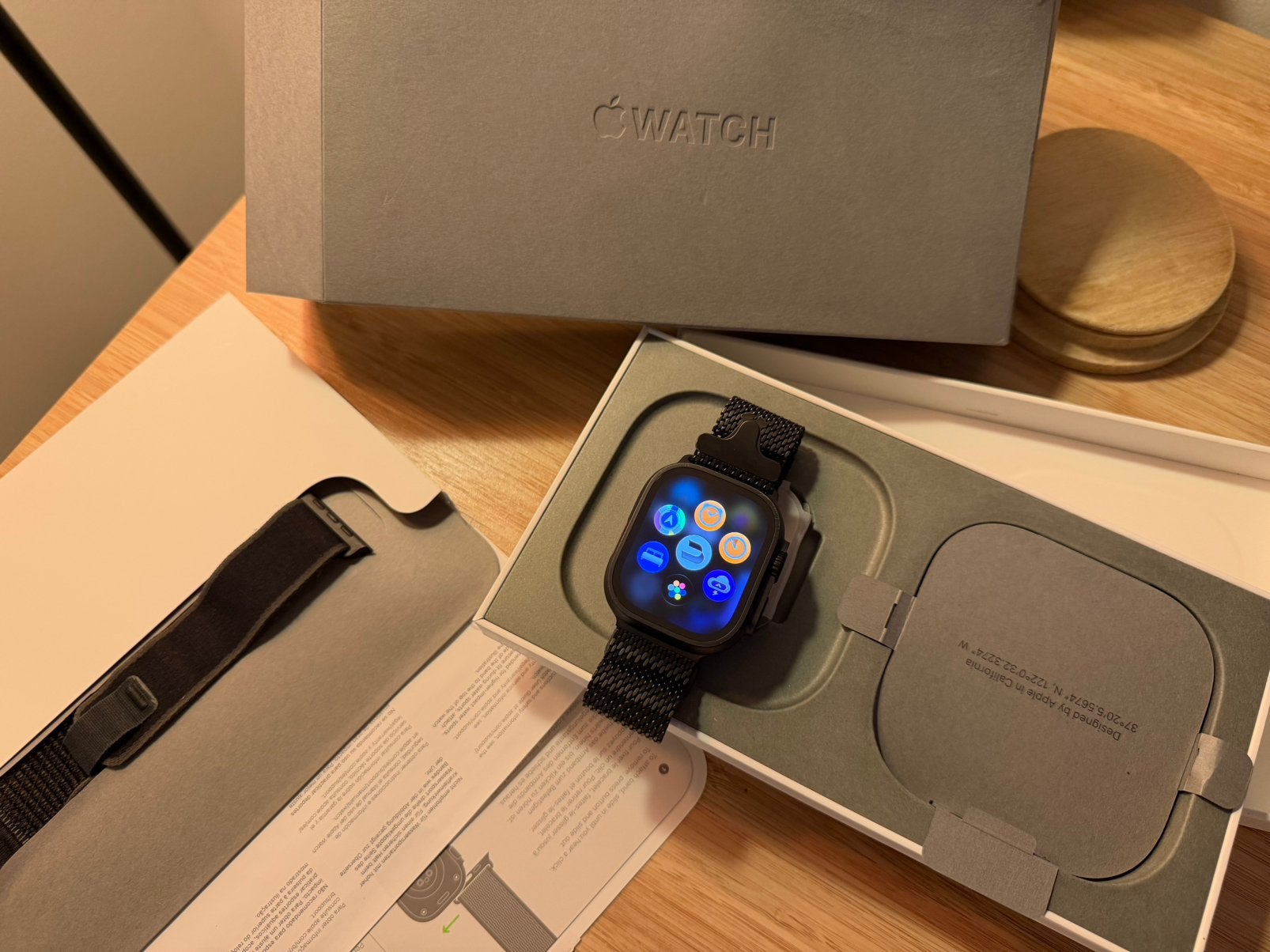 Apple Watch Ultra 2 + bracelets, Étanche, Enlèvement ou Envoi, IOS, Utilisé