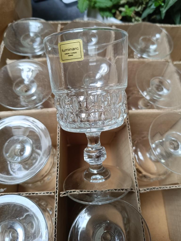 13 vintage Luminarc wijnglazen, Verzamelen, Glas en Drinkglazen, Ophalen