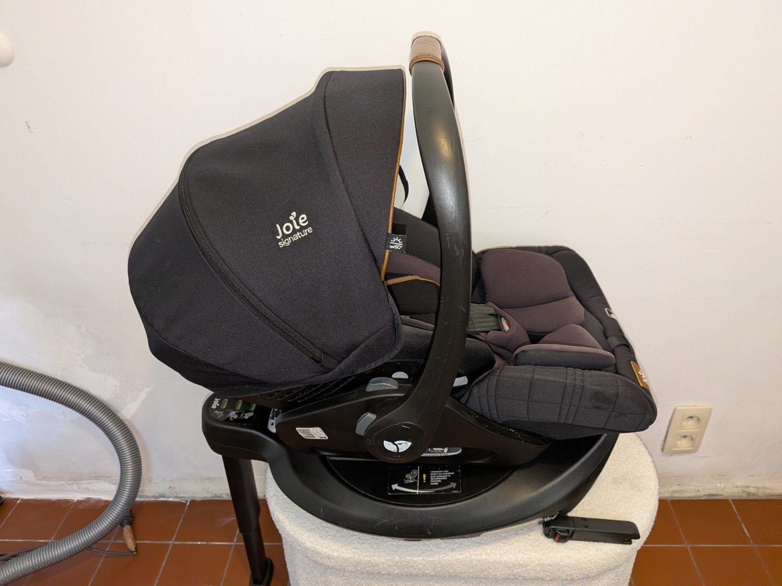 Siège-auto i-Level Recline + base isofix de la marque Joie, Enfants & Bébés, Utilisé, Poussette, Autres marques, Avec siège auto