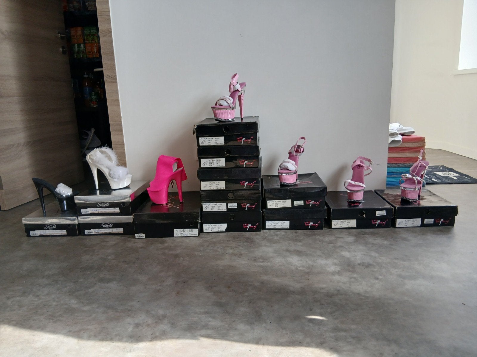 lots chaussures sois belle toute neuve jamais porter, Sois belles, Enlèvement, Neuf, Bottes hautes