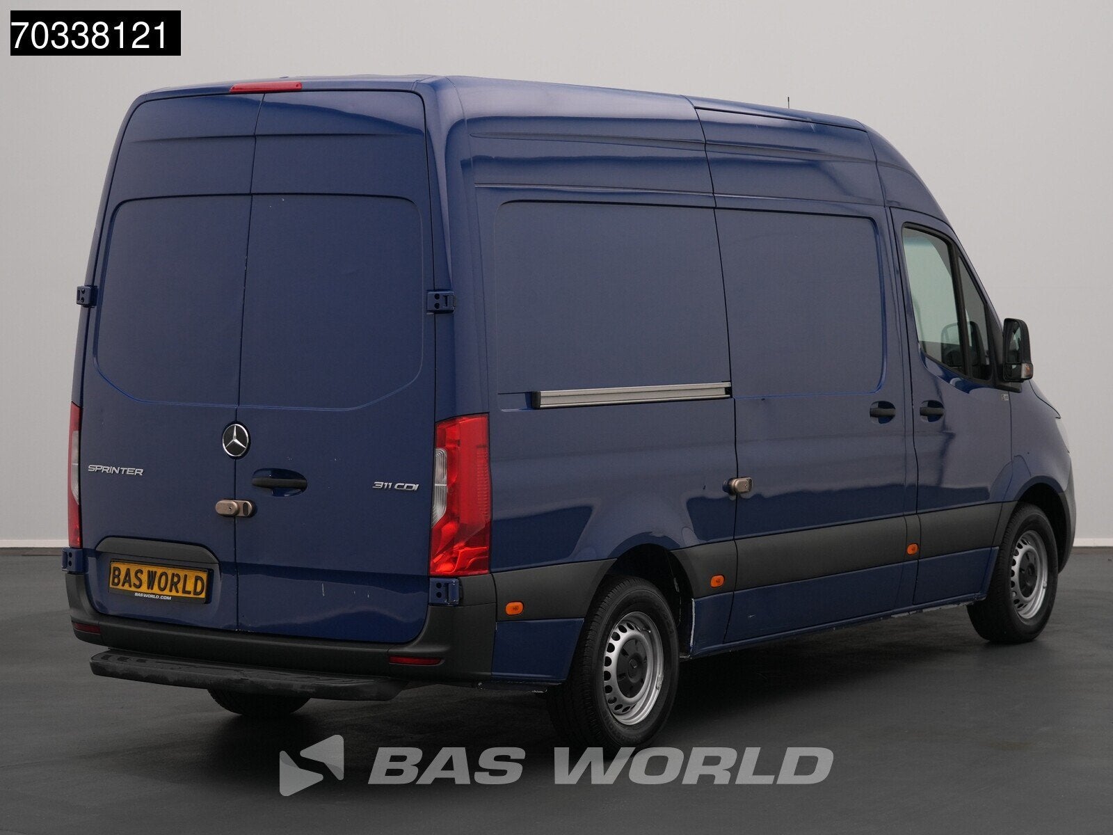 Mercedes Sprinter 311 CDI Mercedes Sprinter L2H2 Airco MBUX, Stof, Gebruikt, Euro 6, 4 cilinders